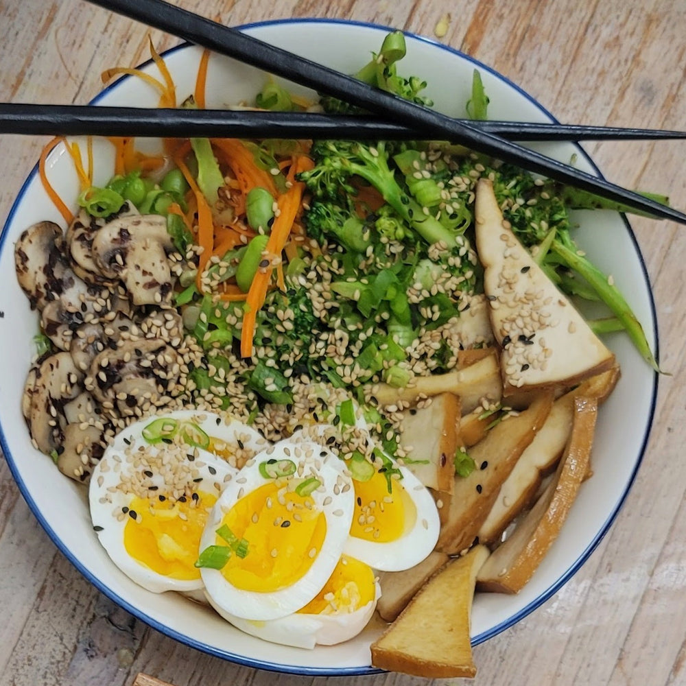 Bouillon pour la meilleure soupe ramen végétarienne